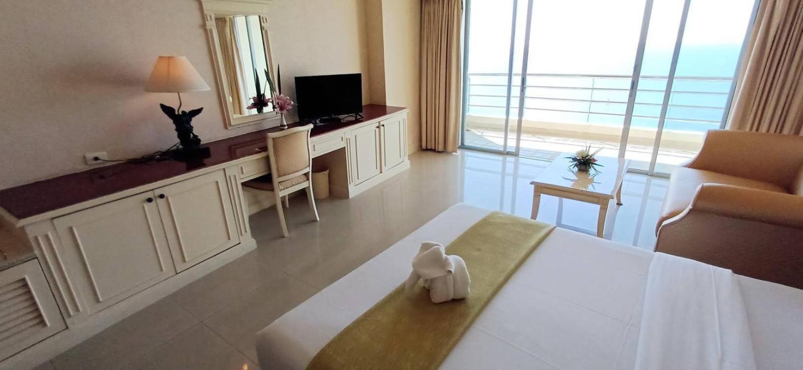 Adriatic Palace Hotel Pattaya Esterno foto