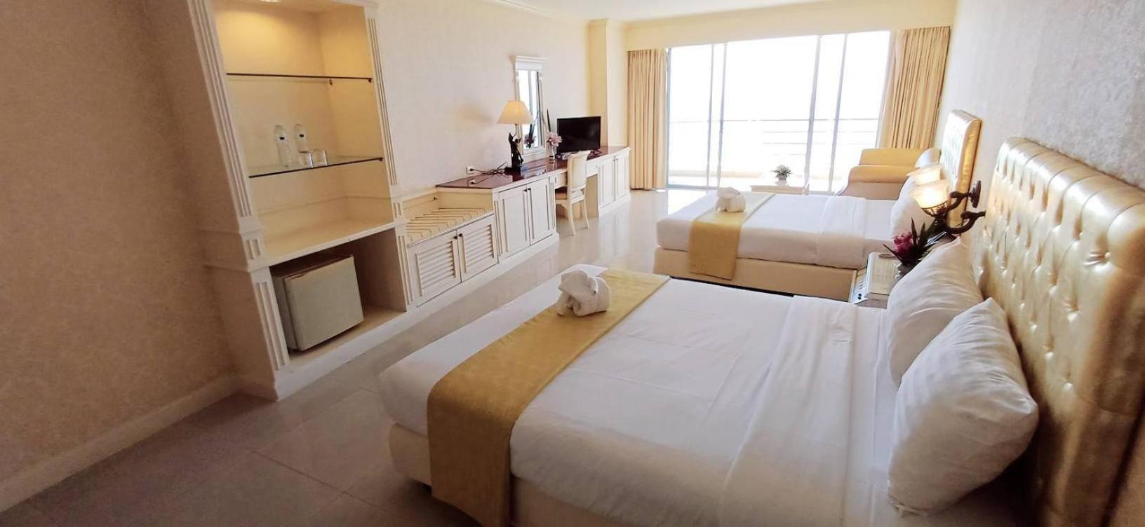 Adriatic Palace Hotel Pattaya Esterno foto