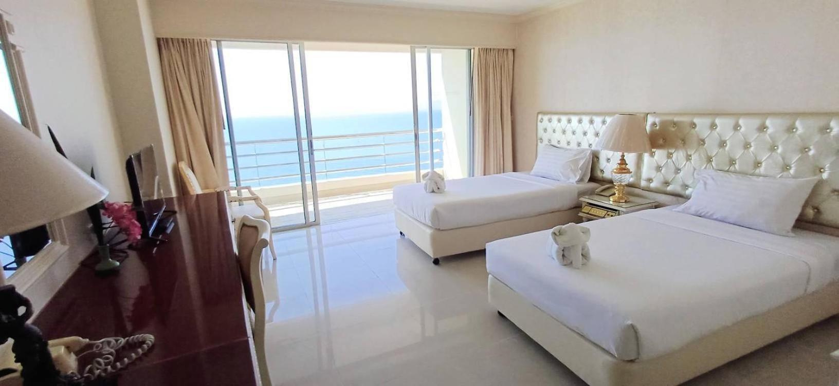 Adriatic Palace Hotel Pattaya Esterno foto