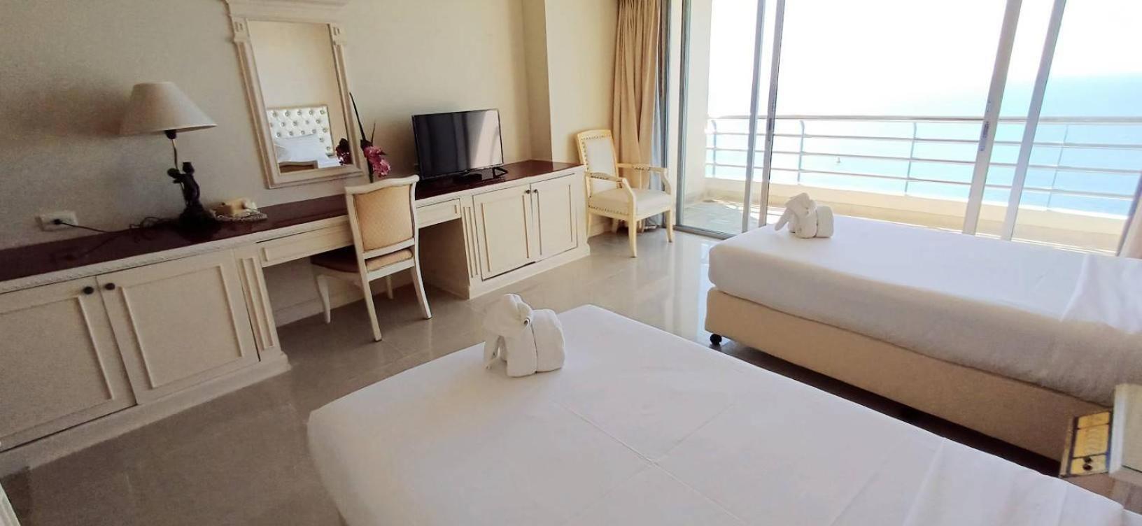 Adriatic Palace Hotel Pattaya Esterno foto