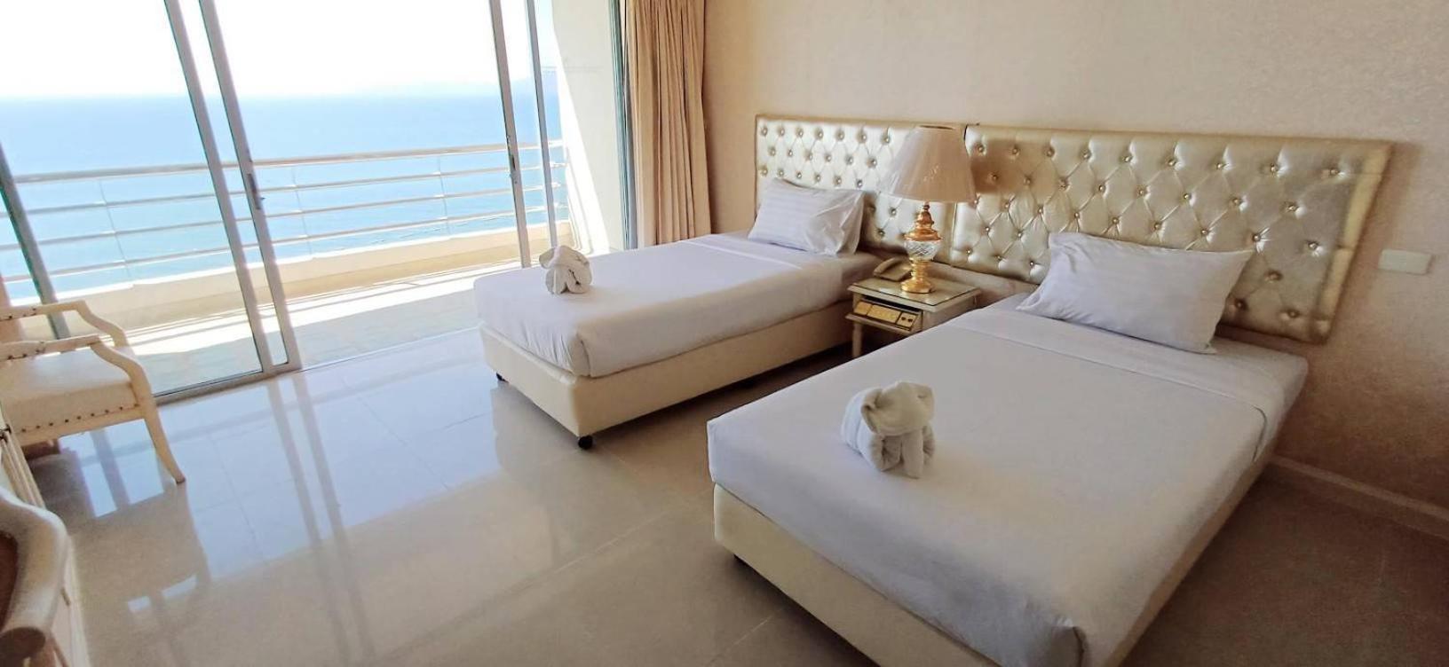 Adriatic Palace Hotel Pattaya Esterno foto
