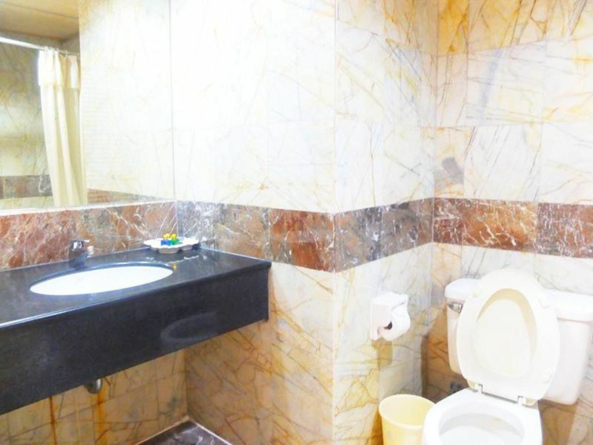 Adriatic Palace Hotel Pattaya Esterno foto