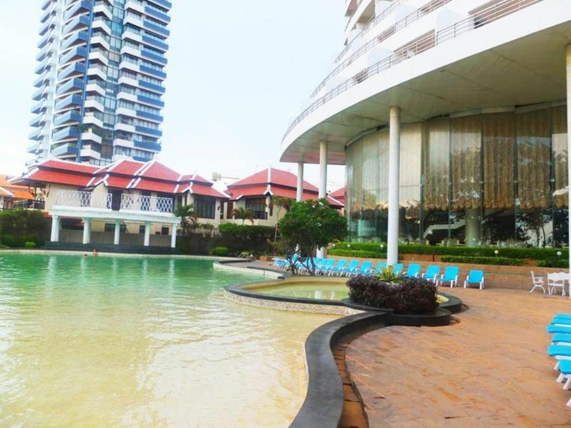 Adriatic Palace Hotel Pattaya Esterno foto
